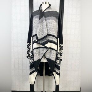 Women's Black and Gray Open Front Sweater